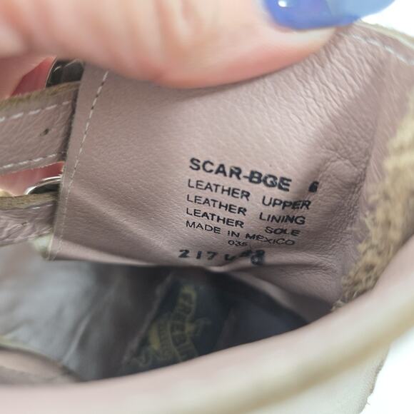 Free Bird Scarlett Women Size 6 Buckle Ankle Boot Ice Grey Leather - Picture 12 of 15